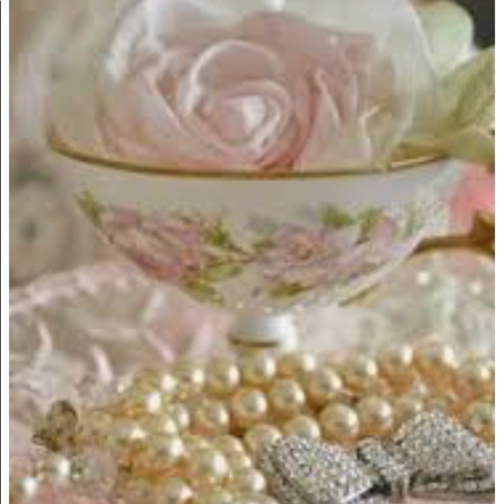 Meet your Posher, Suzanne